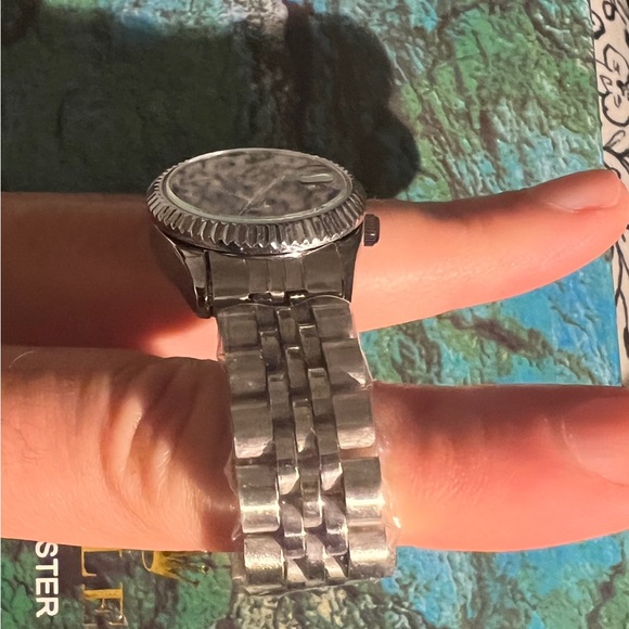 Luxury Watch for women - Silver color - NEW - Picture 5 of 7